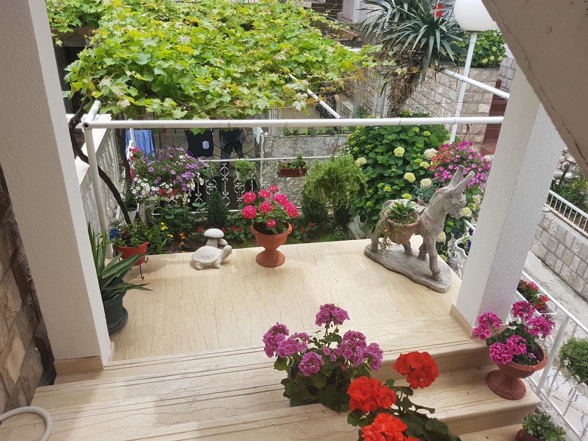 Apartments Peda Sveti Stefan Extérieur photo